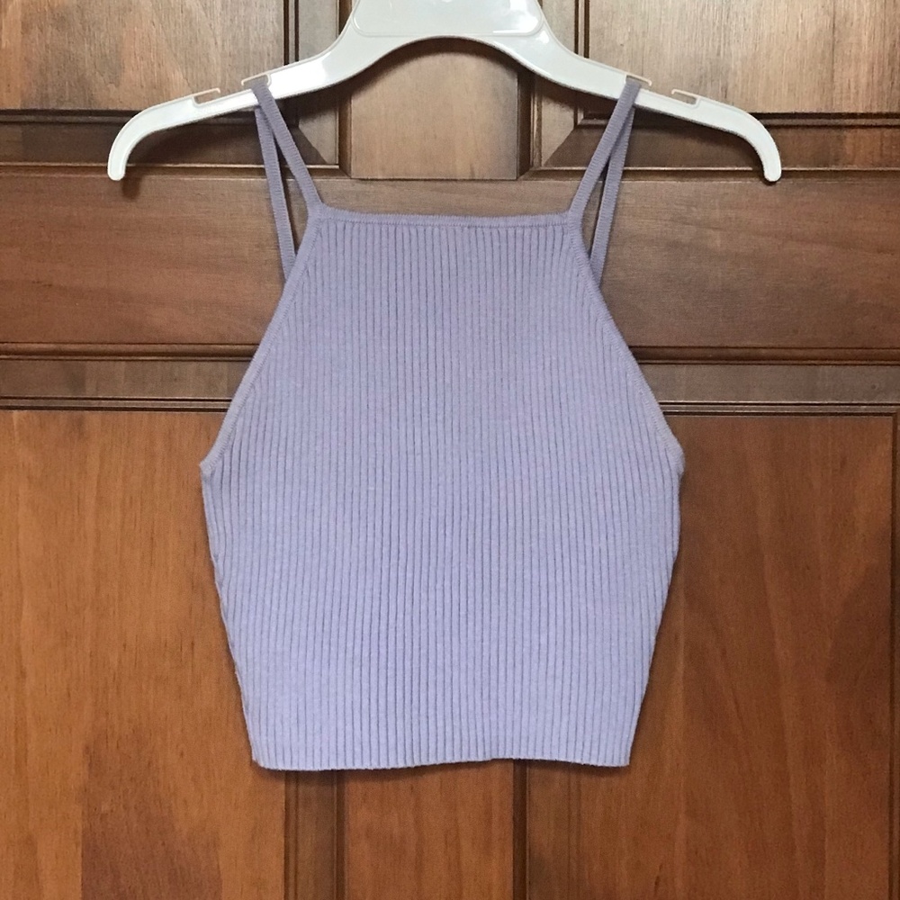 High-Neck Ribbed Crop top - Picture 2 of 3